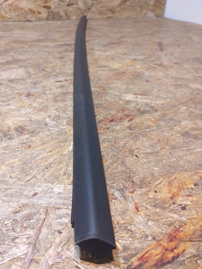 Astra H Gummiabdichtung Fensterschacht vorne links original GM Opel NEU