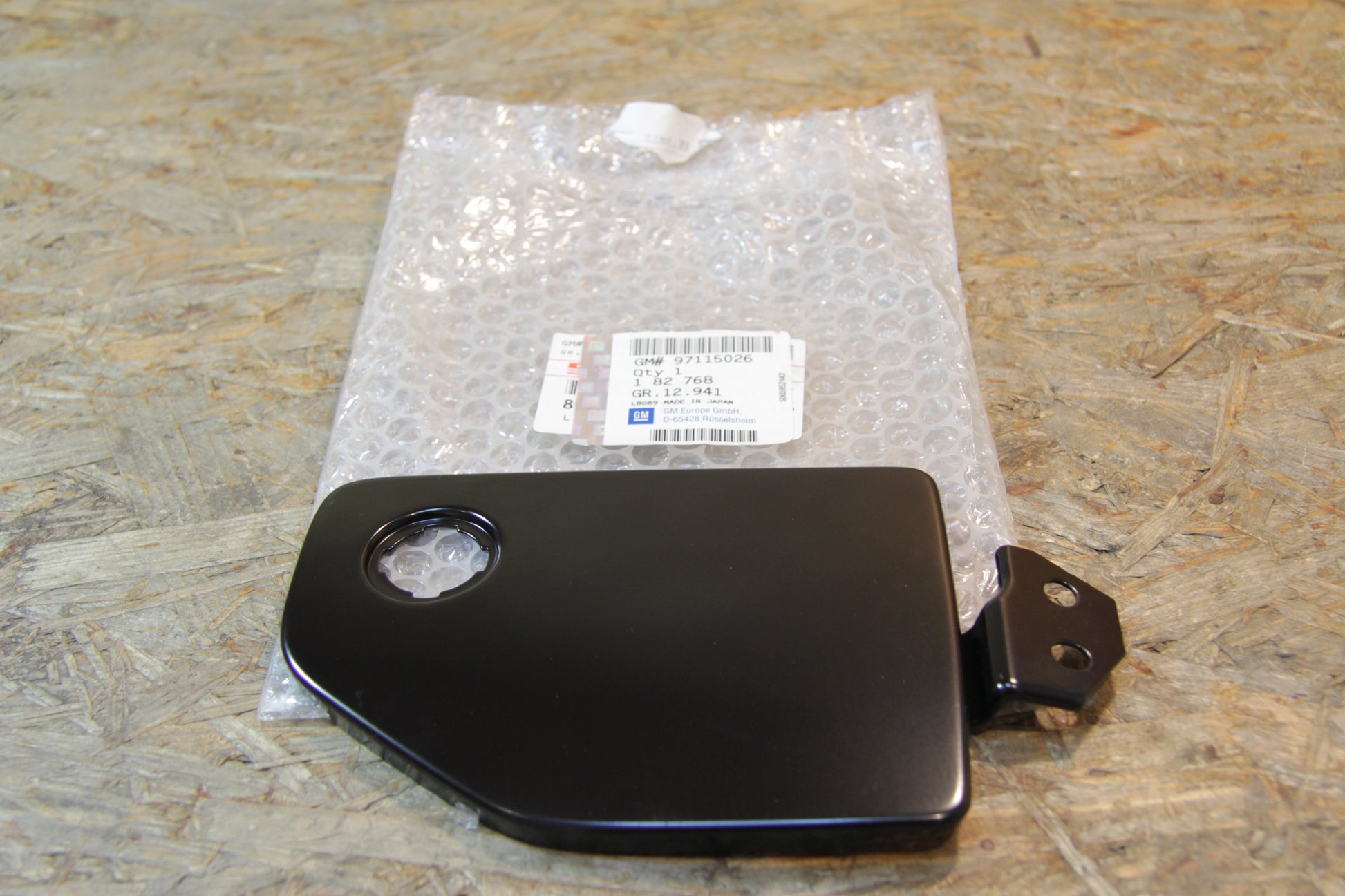 Original GM Opel Klappe und Scharnier Kraftstoffeinfüllung  97115026 Campo