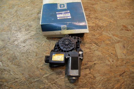 Original GM Opel Motor Fensterheber Tür vorne links Kennzeichen: FA 90481775 Corsa B