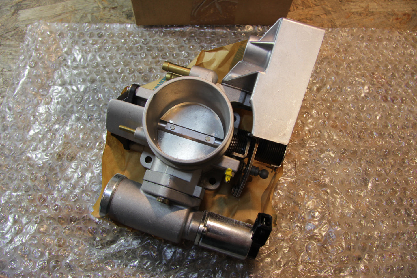 Original GM Opel Drosselklappenstutzen  90544023 Astra G , Astra G Cabrio , Omega B