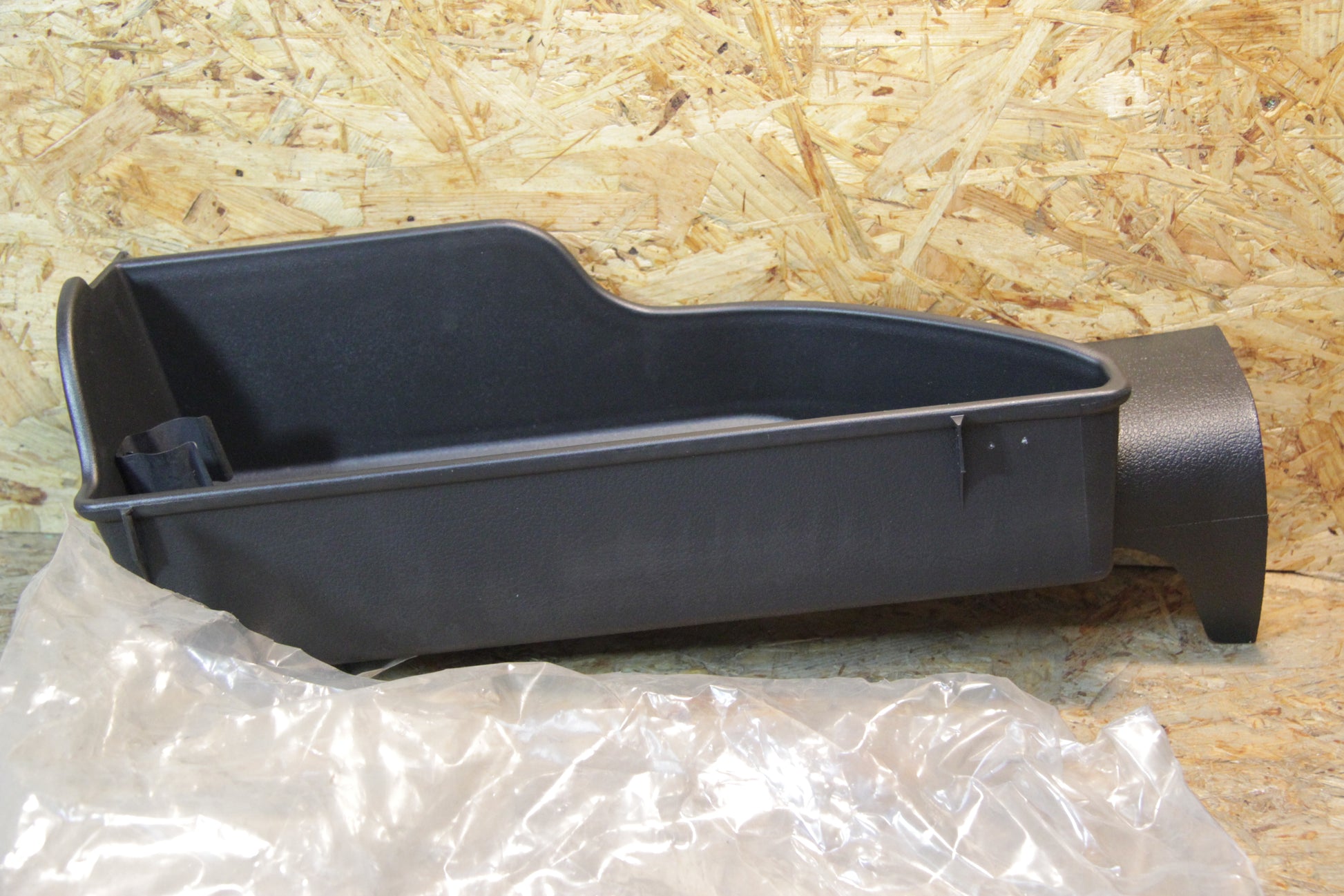 Original GM Opel Ablagefach Karosserie seitlich rechts schwarz 24462900 Zafira A , Zafira A
