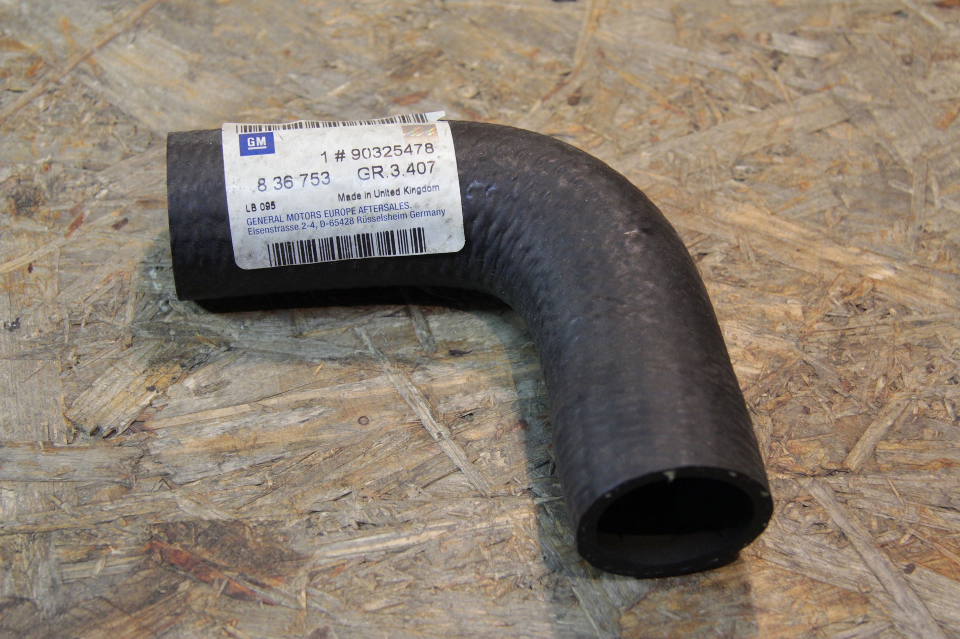 Original GM Opel Schlauch vom Ladeluftkühler zum Turbolader 90325478 Vectra A