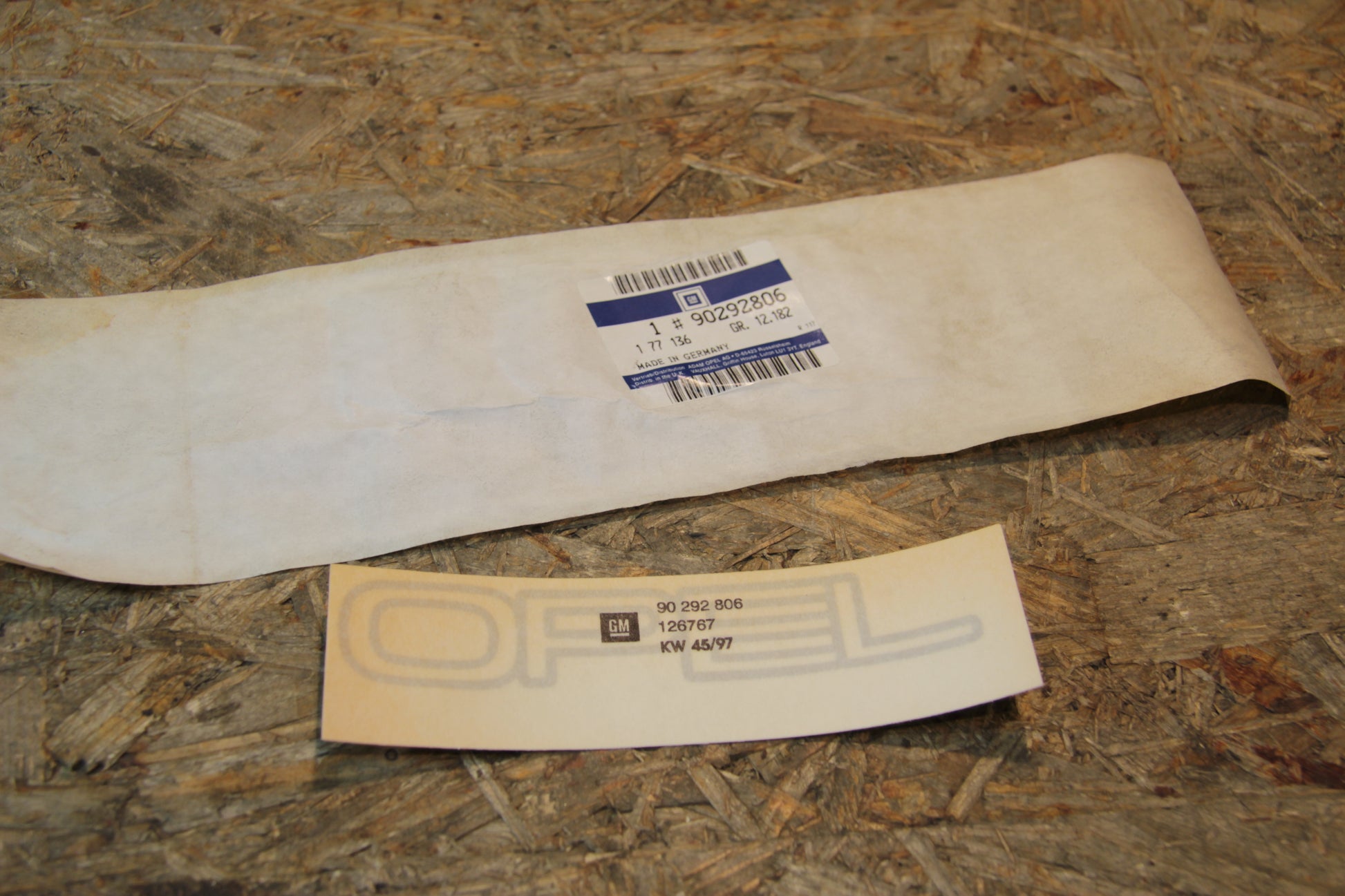 Original GM Opel Schrift OPEL Selbstklebend silber, für Omega A 3000 90292806 Omega A