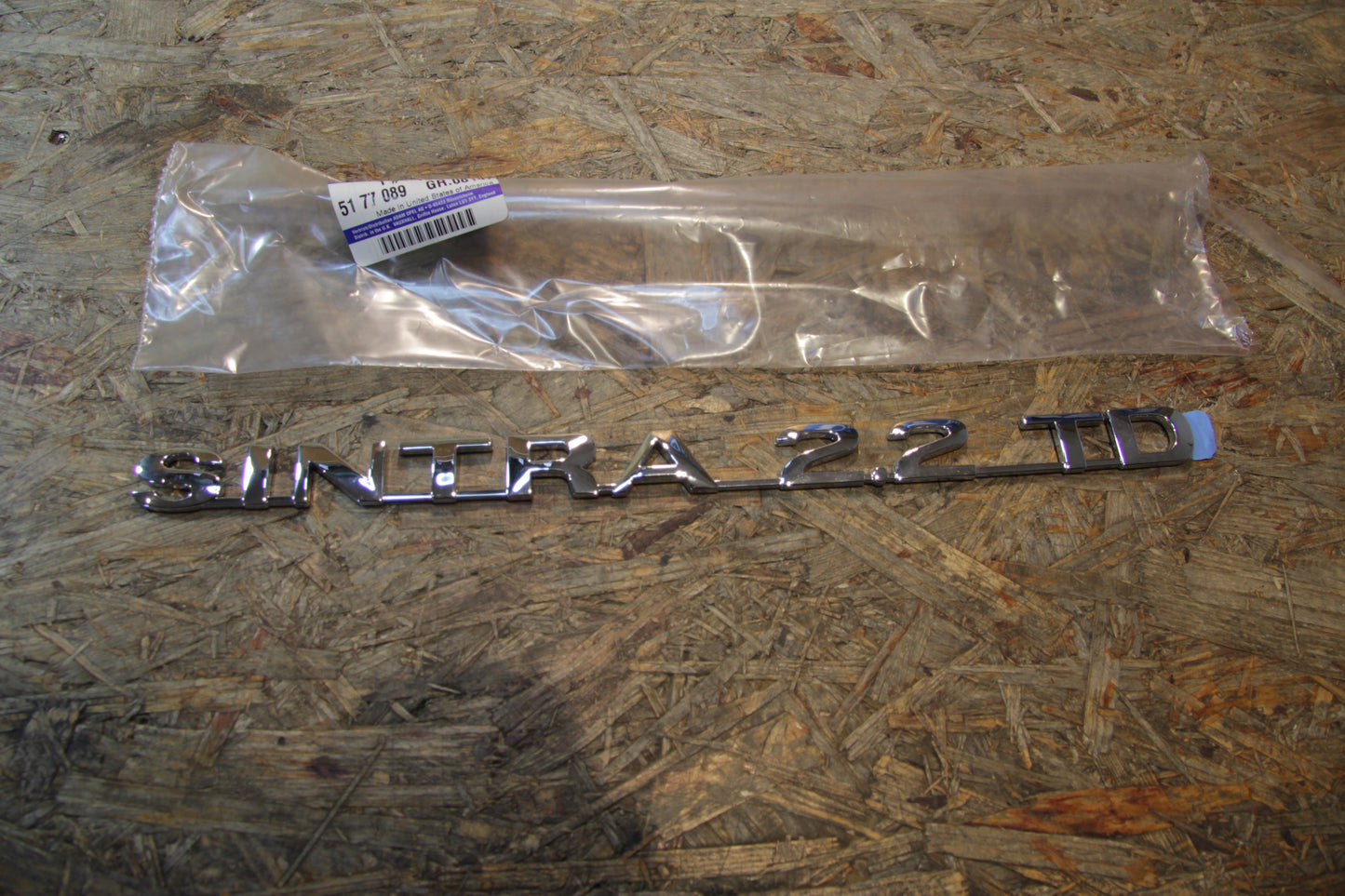 Original GM Opel Schriftzug Emblem SINTRA 2,2TD 10252897 Sintra