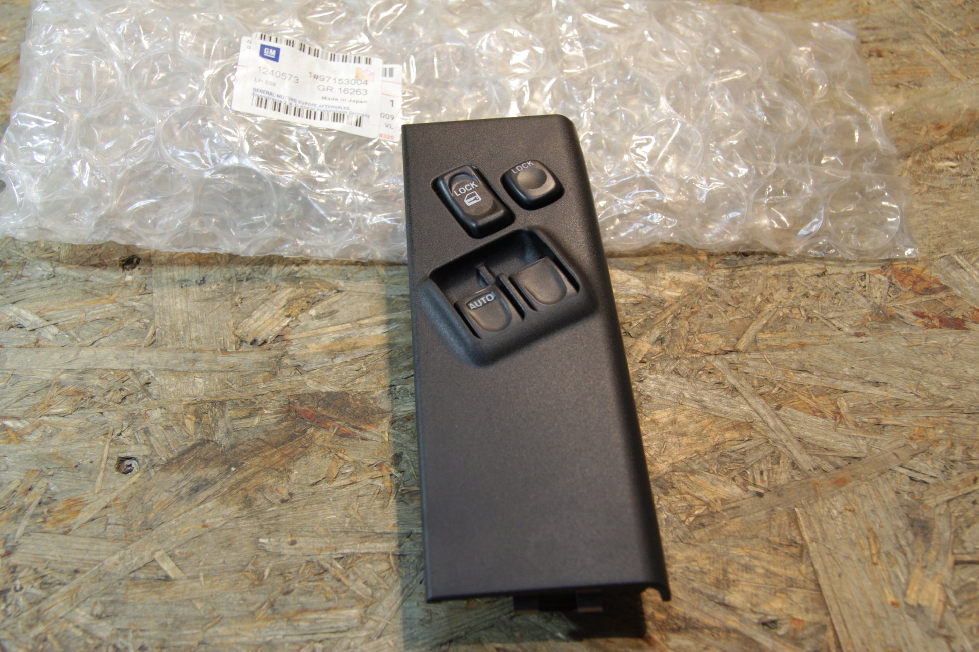 Original GM Opel Schalter elektrische Fensterheber 97153004 Monterey