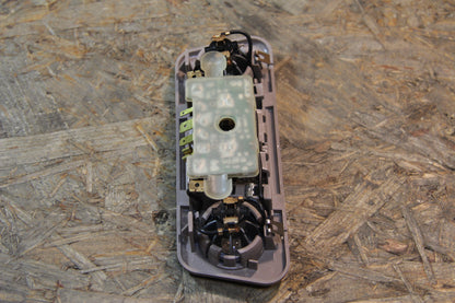 Original GM Opel Innenraumleuchte ohne Verzögerungsschalter pastellbraun  90262227 Omega A
