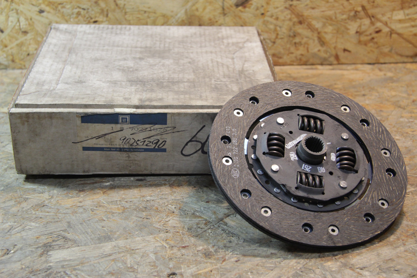Original GM Opel Kupplungsscheibe Vectra Kadett E Ascona C 90251290 Ascona C , Kadett E , Vectra A