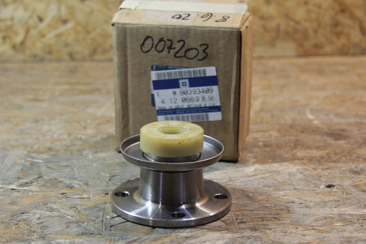 Original GM Opel Flansch mit Sicherungsring Ausgleichgetriebe  90393409 Lotus Omega