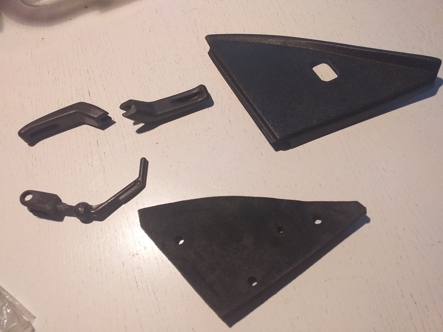 Oldtimer Youngtimer Einsatzecke und Spiegelversteller original GM Opel NEU