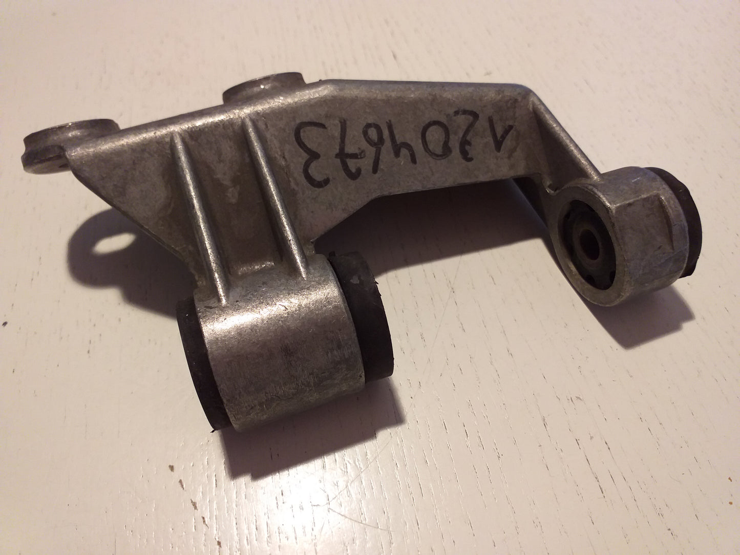 Oldtimer Befestigung Halter original GM Opel NEU