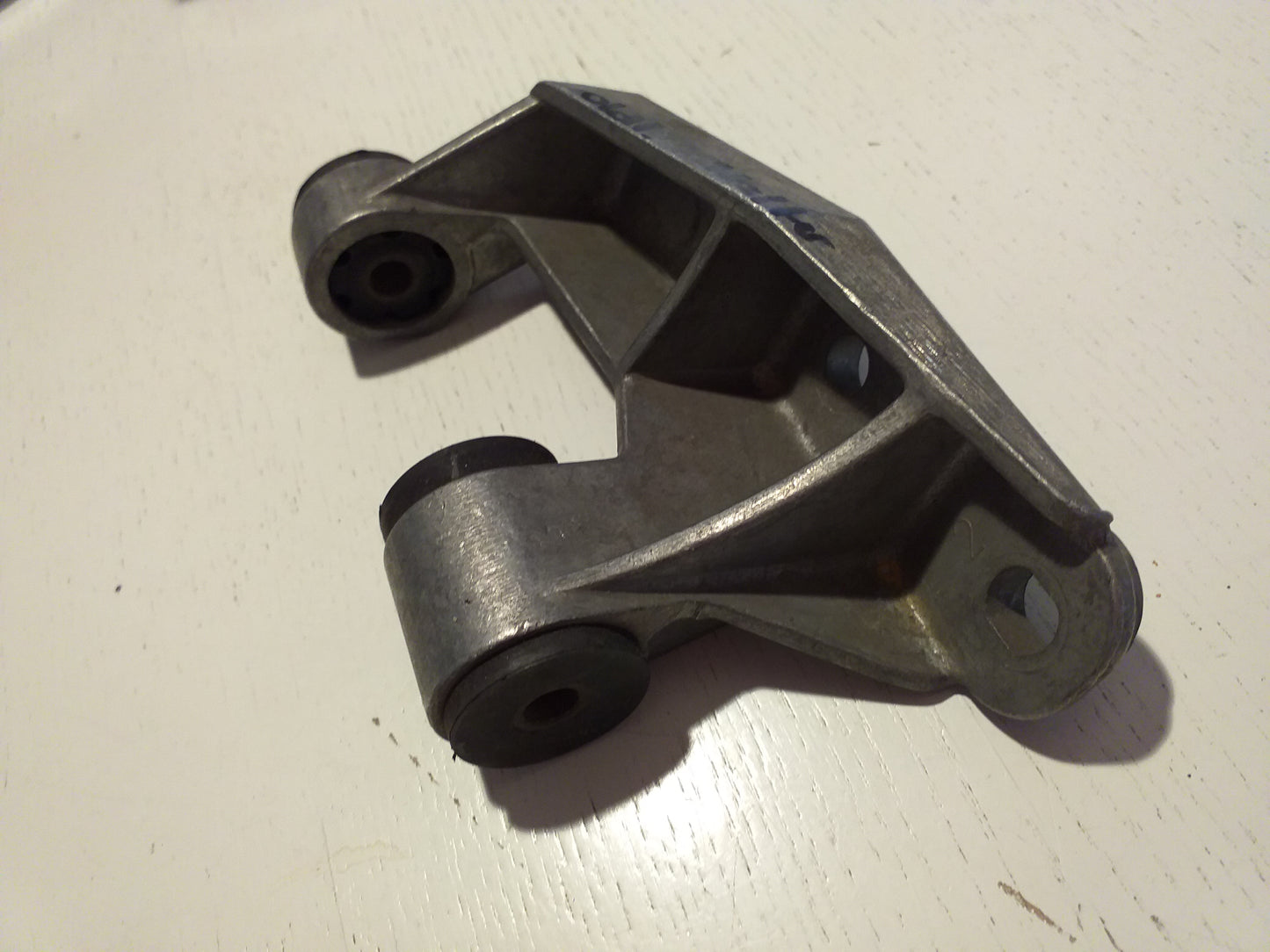 Oldtimer Befestigung Halter original GM Opel NEU