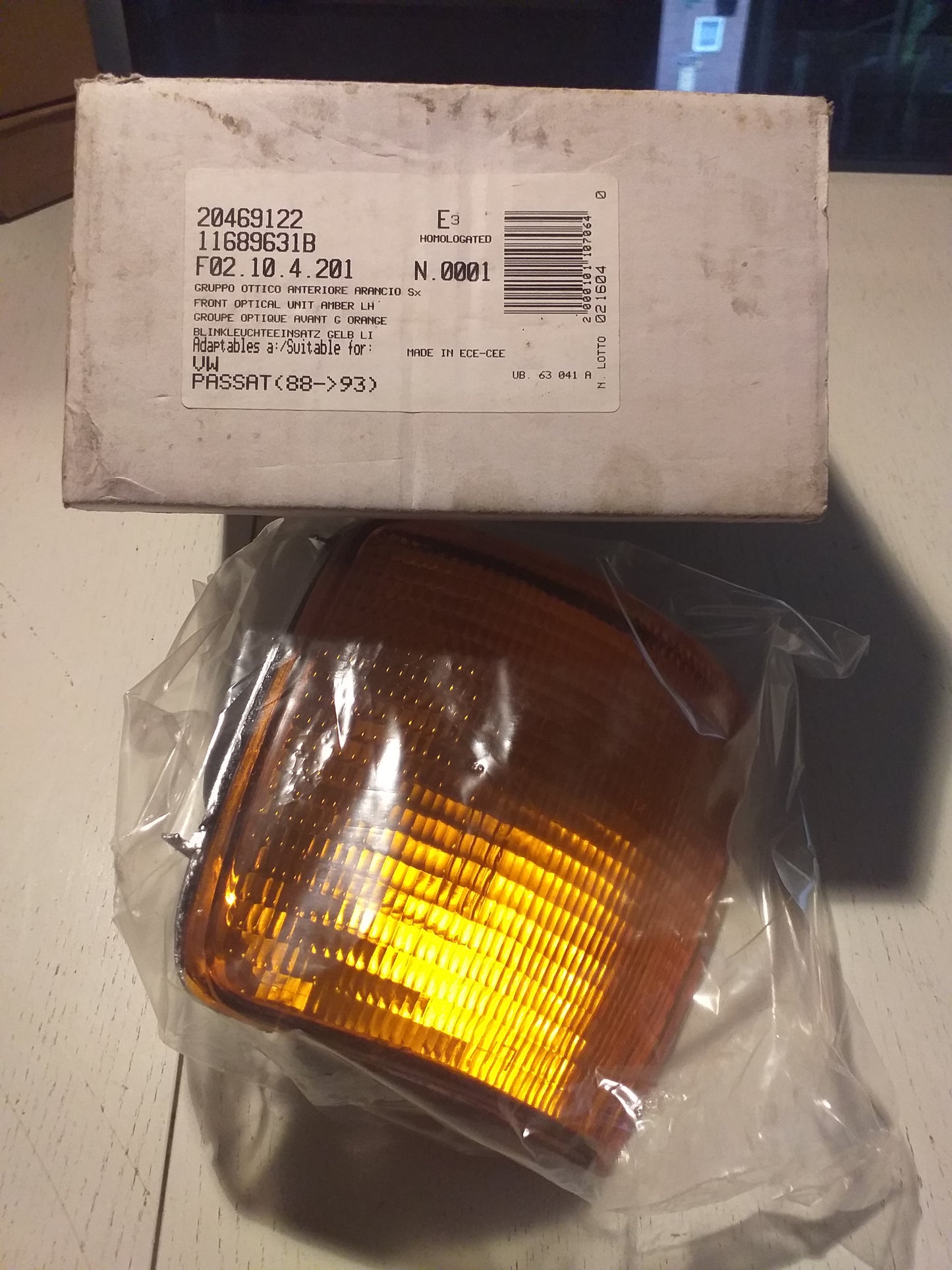 VW Passat Bj 88- 93 Blinkerleuchte links original GECAR NEU