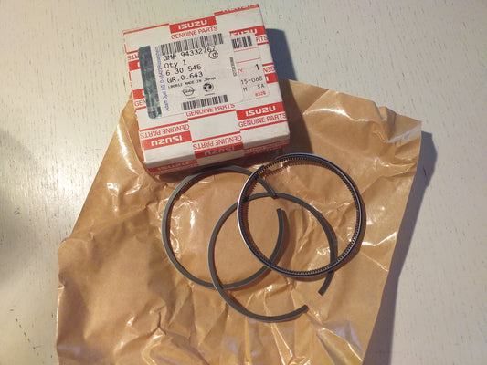 Corsa Kadett Kolbenringsatz original Isuzu GM NEU