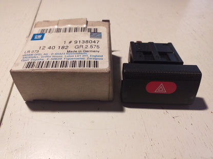 Vectra B Warnblinkschalter original GM Opel NEU