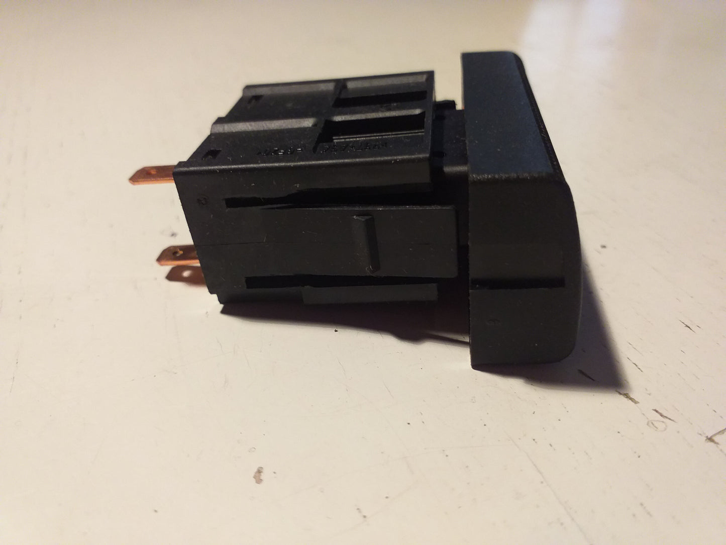 Vectra B Warnblinkschalter original GM Opel NEU