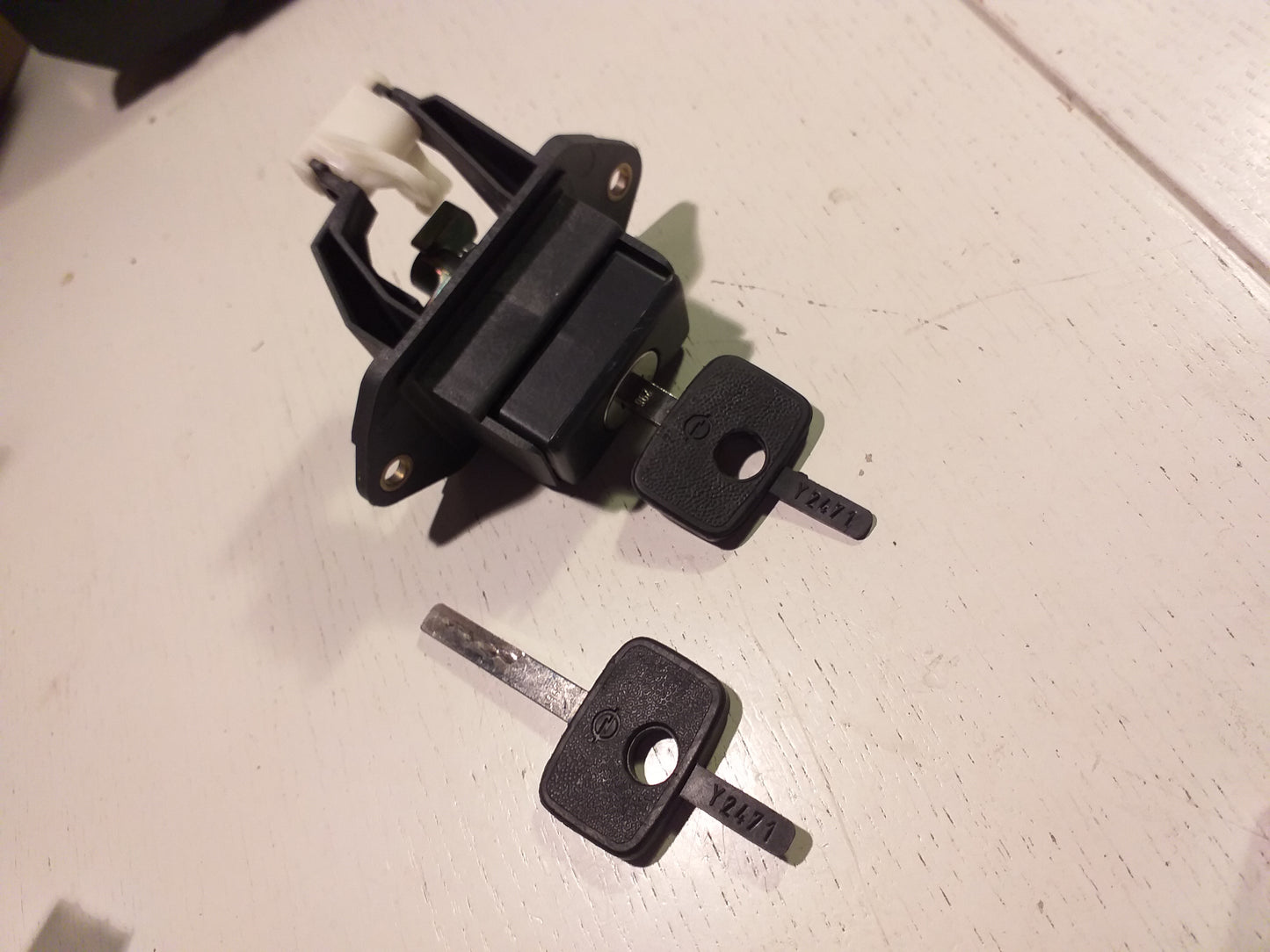 Vectra A Schloss Heckklappe original GM Opel NEU