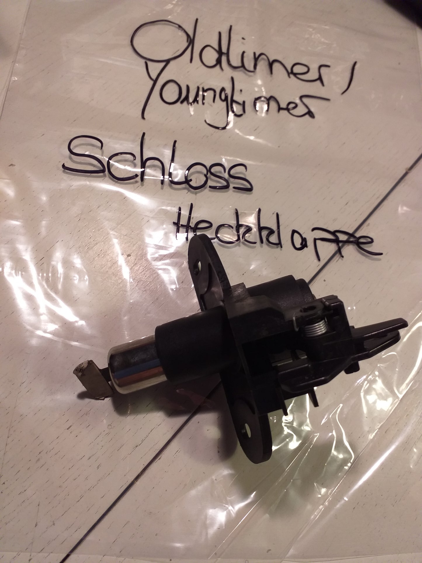 Oldtimer Youngtimer Schloss Heckklappe original  GM Opel NEU