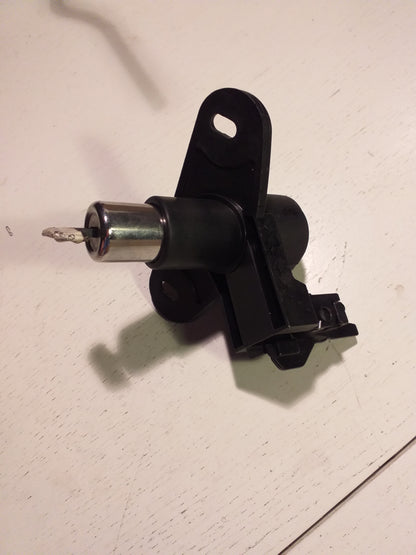 Oldtimer Youngtimer Schloss Heckklappe original  GM Opel NEU