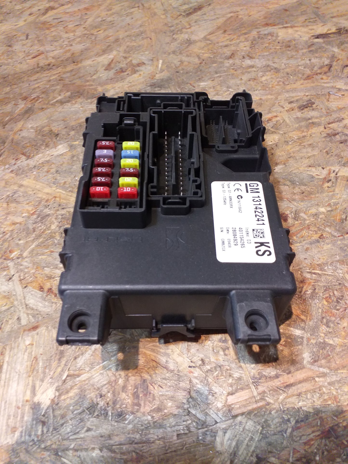 Corsa D Sicherungskasten original GM Opel NEU