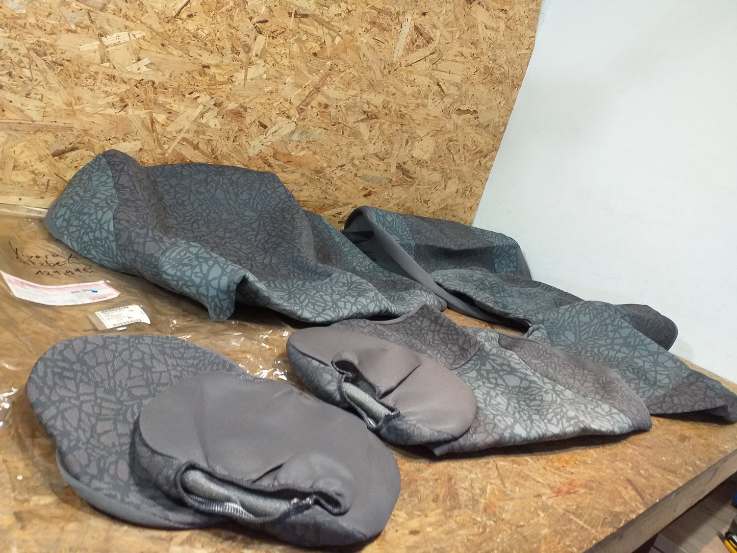 Vivaro A Sitzbezugset original  GM Opel NEU