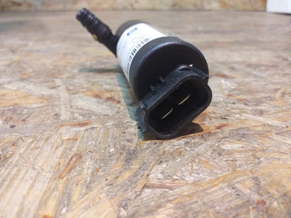 Signum Vectra C Wischwasserpumpe original GM Opel NEU
