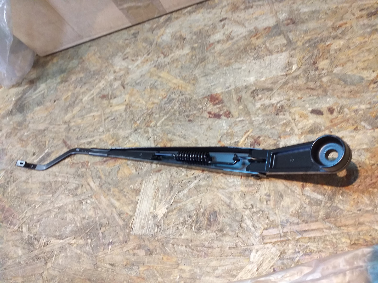 Agila A Wischerarm links original GM Opel NEU