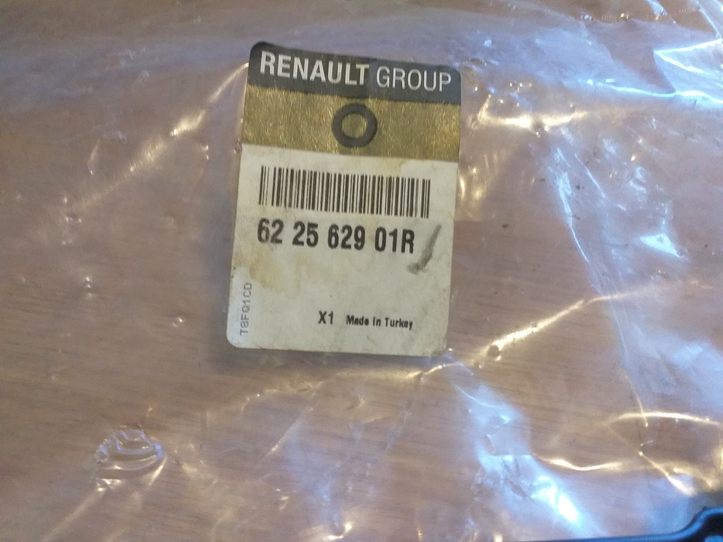 Renault Clio 4 1.5 CDi 57 Kühlergrill original Renault NEU