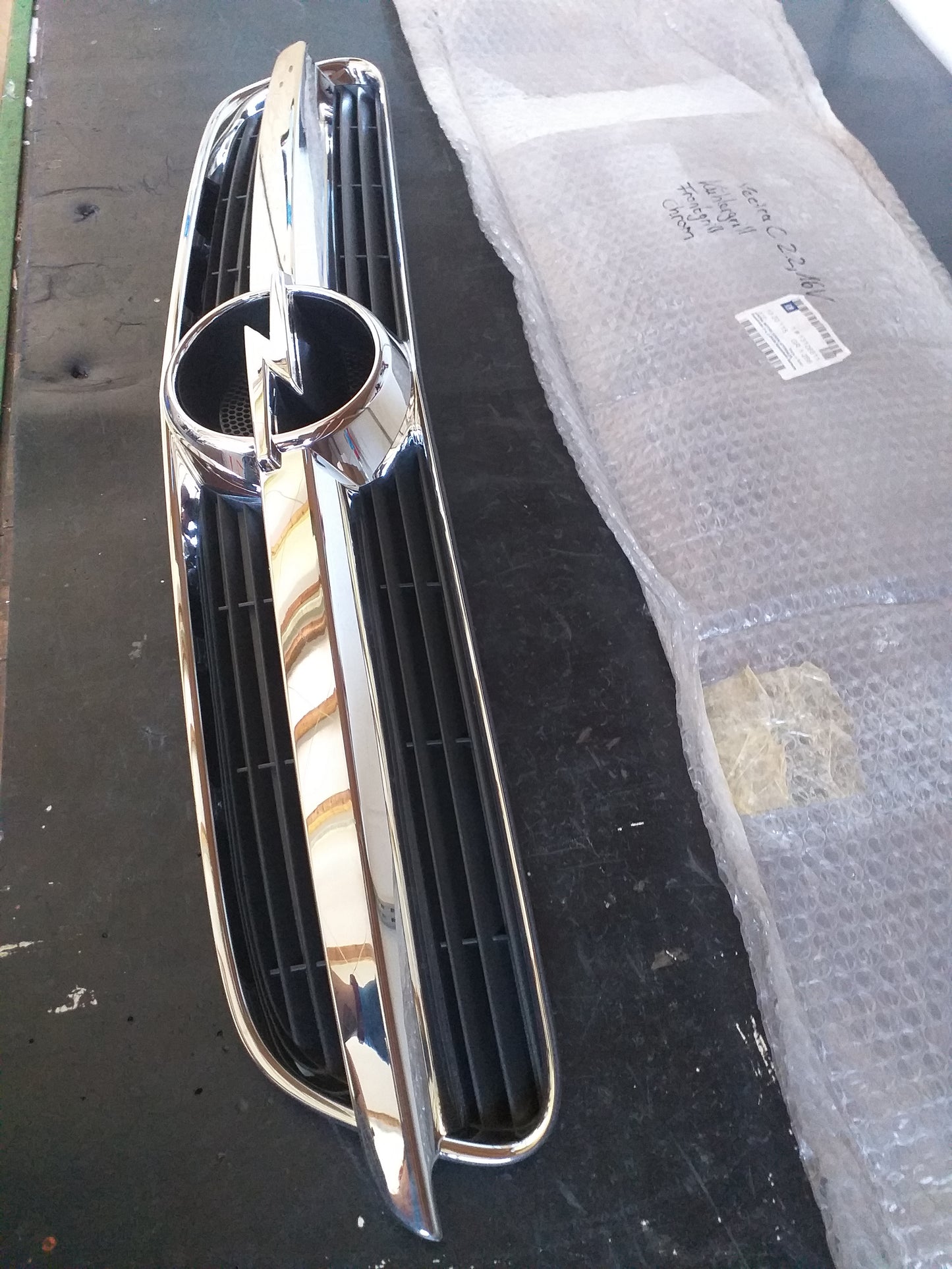 Vectra C 2.2 16V Kühlergrill Frontmaske Chrom original GM Opel NEU