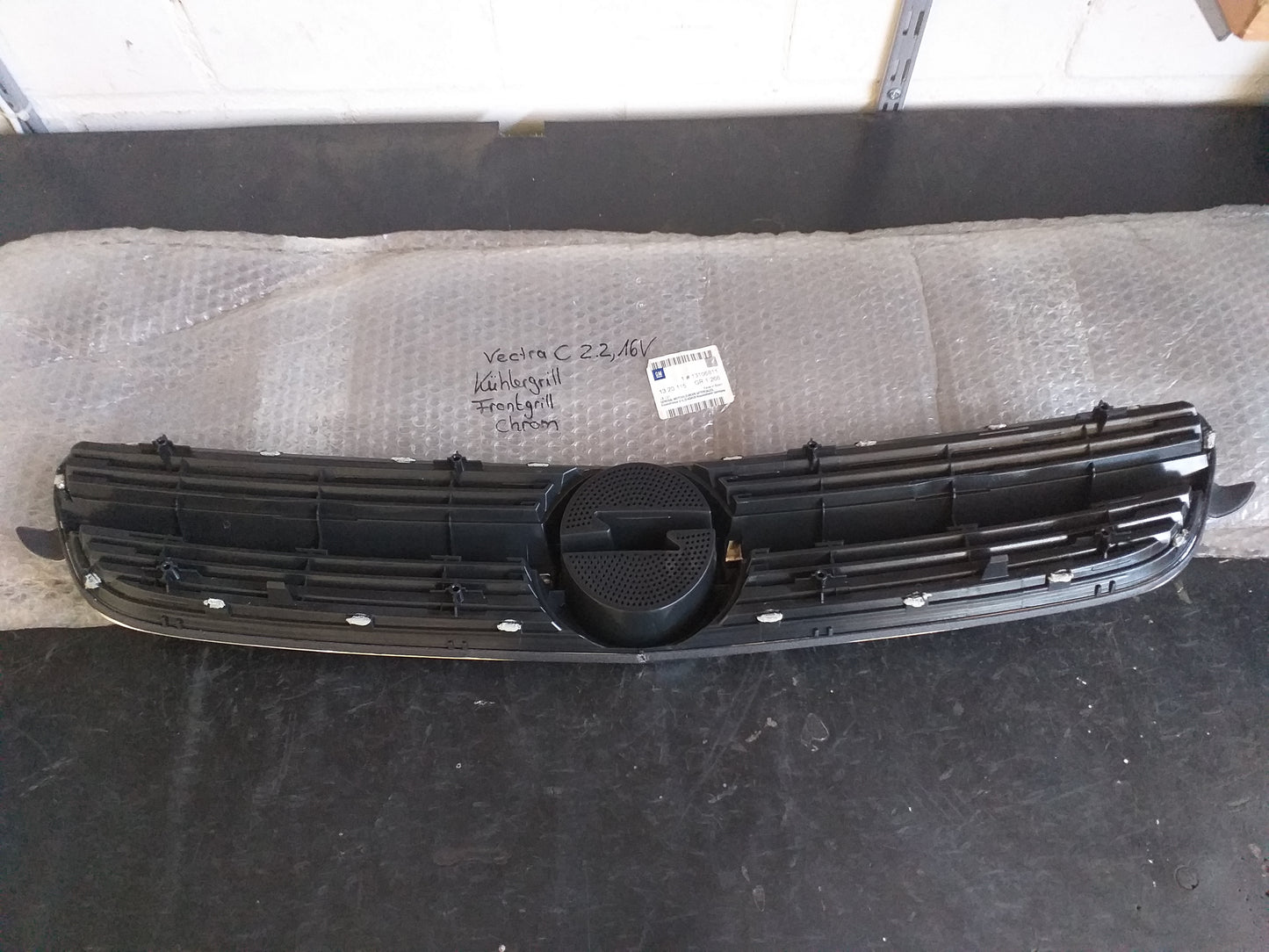 Vectra C 2.2 16V Kühlergrill Frontmaske Chrom original GM Opel NEU