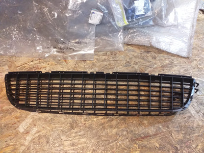 Vectra C 2006-2008 Grill an Stoßstange vorne original  GM Opel NEU