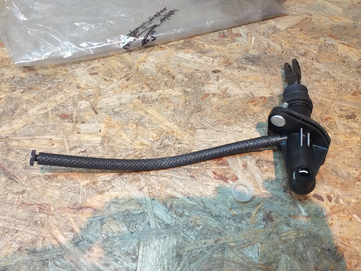 Omega B Kupplungsgeber original GM Opel NEU