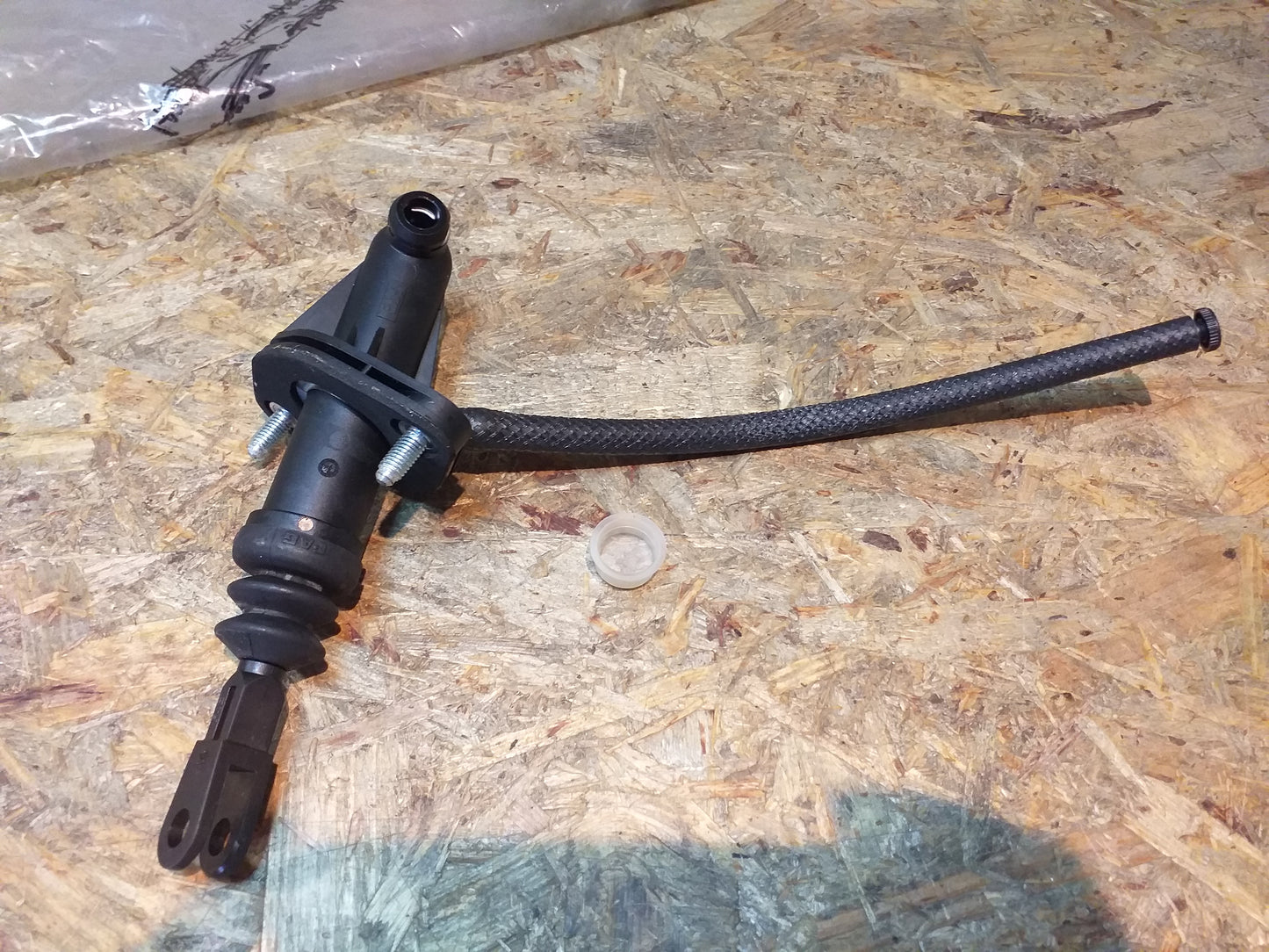 Omega B Kupplungsgeber original GM Opel NEU