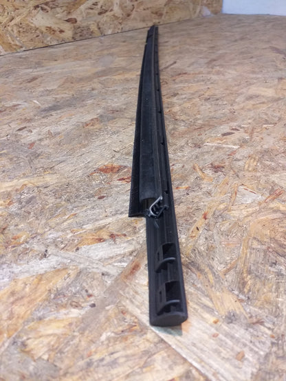 Astra H Fensterschachtleiste hinten rechts original GM Opel NEU