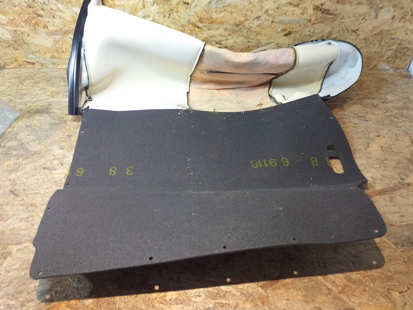 Corsa C Polsterbezug Hinterrücken links original GM Opel NEU