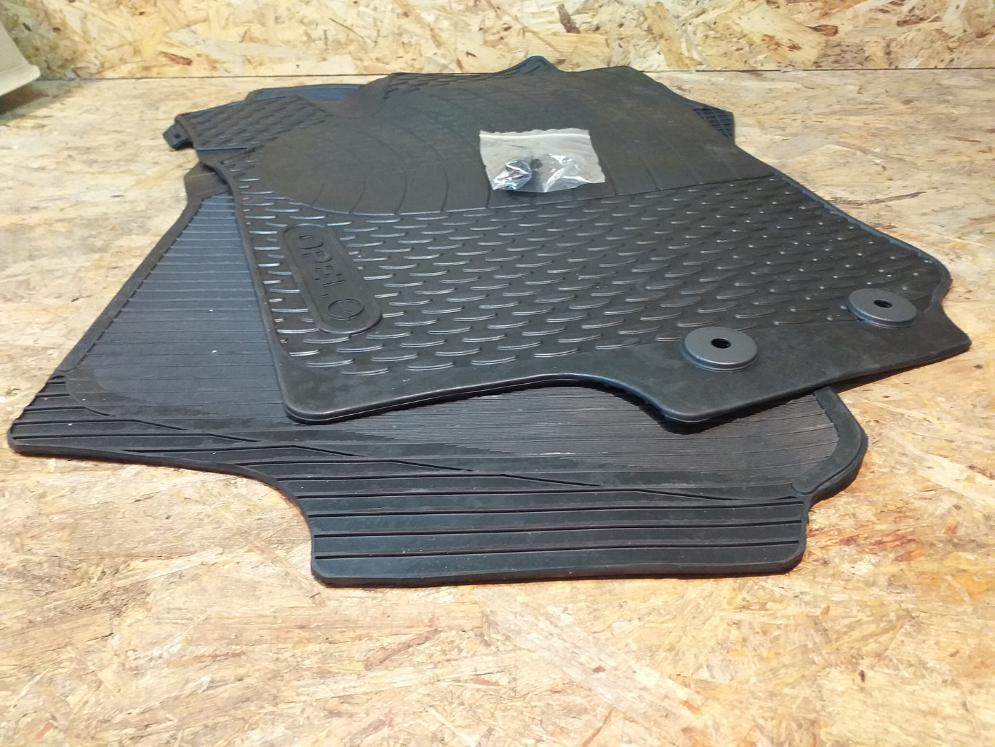 Astra G Zafira A Fußmattensatz Gummi hinten original GM Opel NEU