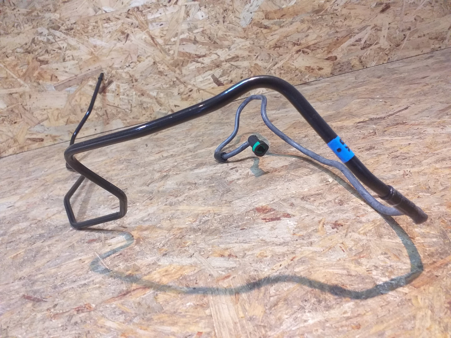 Corsa D Kraftstoffleitung und Anschlüsse original GM Opel NEU