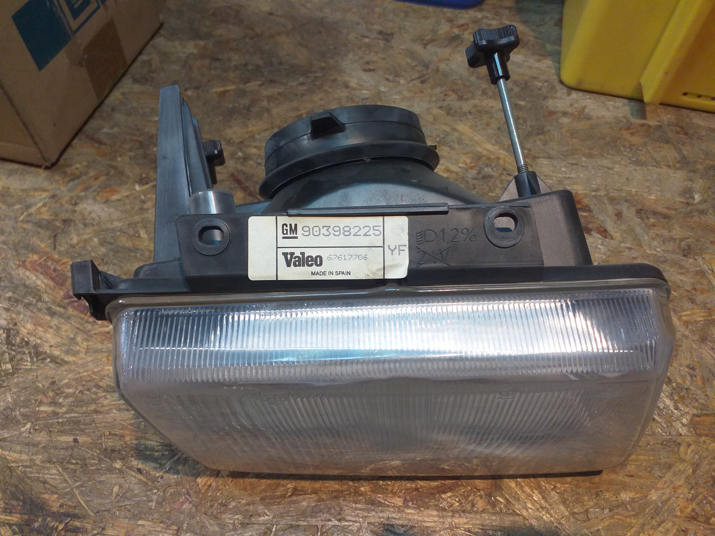 Corsa A Scheinwerfer rechts (Valeo) original GM Opel NEU