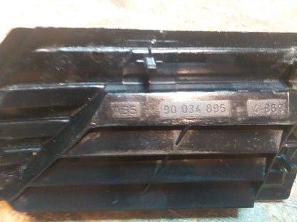 Ascona C Enrlüftungseinsatz Seitenwand außen schwarz original GM Opel GEBRAUCHT