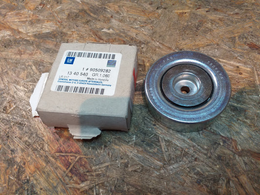 Astra F CC (T92) 1.4l 16V  (F08,M08,F68,M68) 90PS Bj 96 Umlenkrolle Keilrippenriemen original GM Opel NEU
