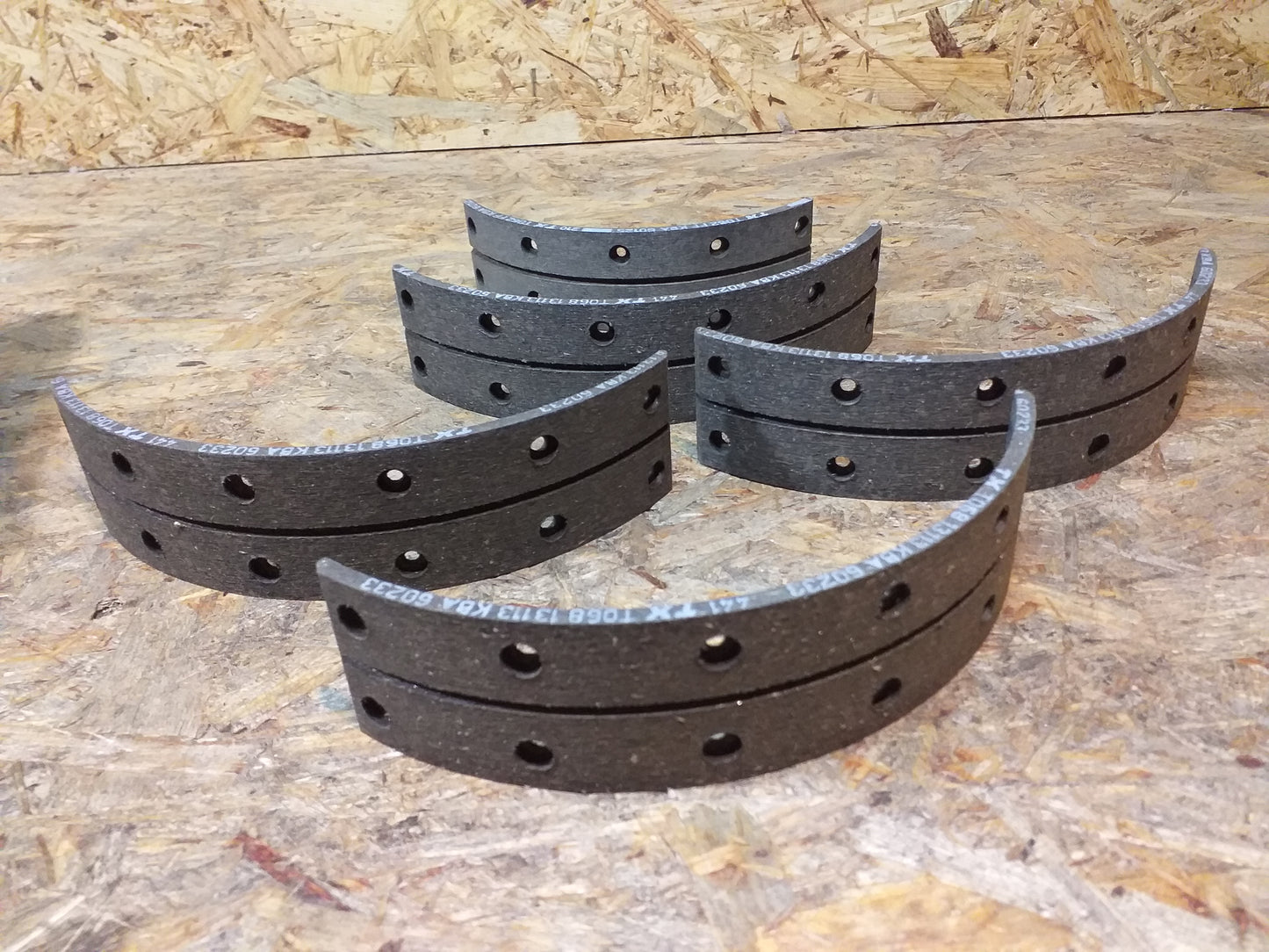 Manta B Rekord E Bremsbelagsatz hinten original GM Opel NEU