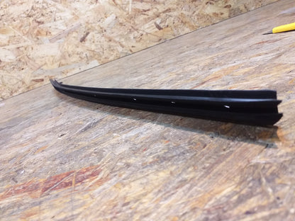 Astra J Fensterschacht Gummidichtung original GM NEU