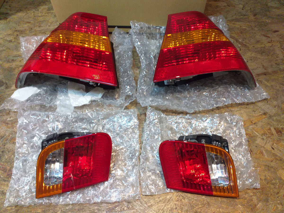 E46 Rückleuchtenset rot, gelb, seitenblinker gelb original BMW NEU