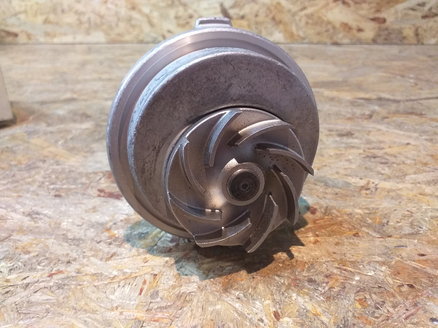 Astra Cavalier Frontera Omega 18/20 C20NE Wasserpumpe original GM Opel NEU