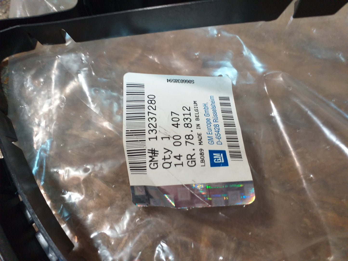Astra H 04-15 Rahmen Kühlergrill unten original GM Opel NEU
