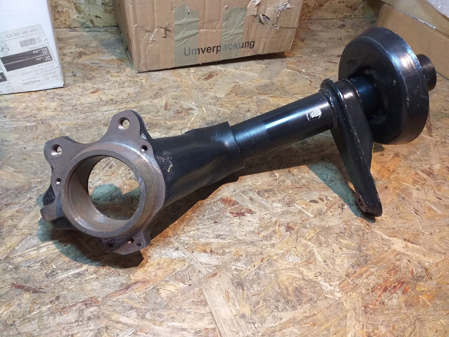 Kadett E Achsschenkel original GM Opel NEU