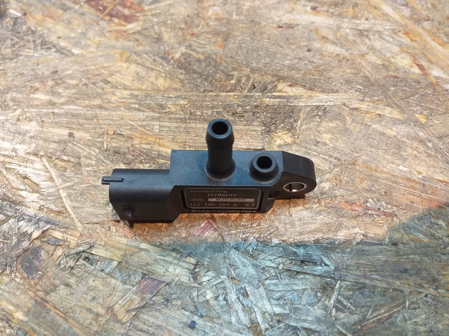 Meriva Signum Vectra Sensor Abgasdruckt original GM Opel NEU