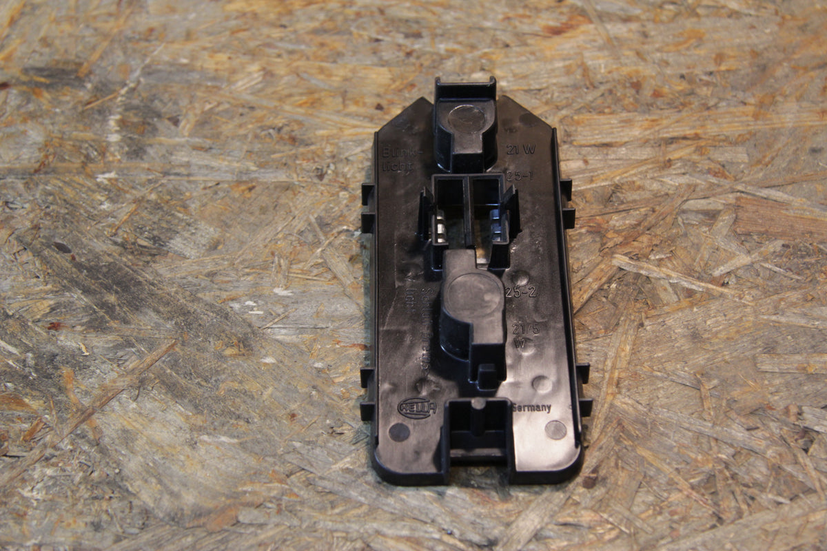 Original GM Opel Fassung für die Glühbirnen, Heckleuchte,  90043412 Rekord E