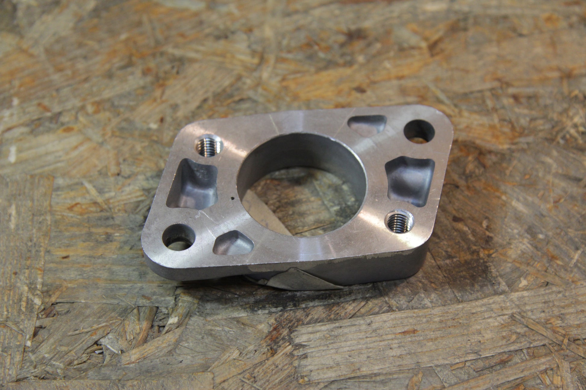 Original GM Opel Flansch unter dem Vergaser, bei Bedarf Dichtung unten 832492 Dichtung oben 832493 mitbestellen 90108884 A...