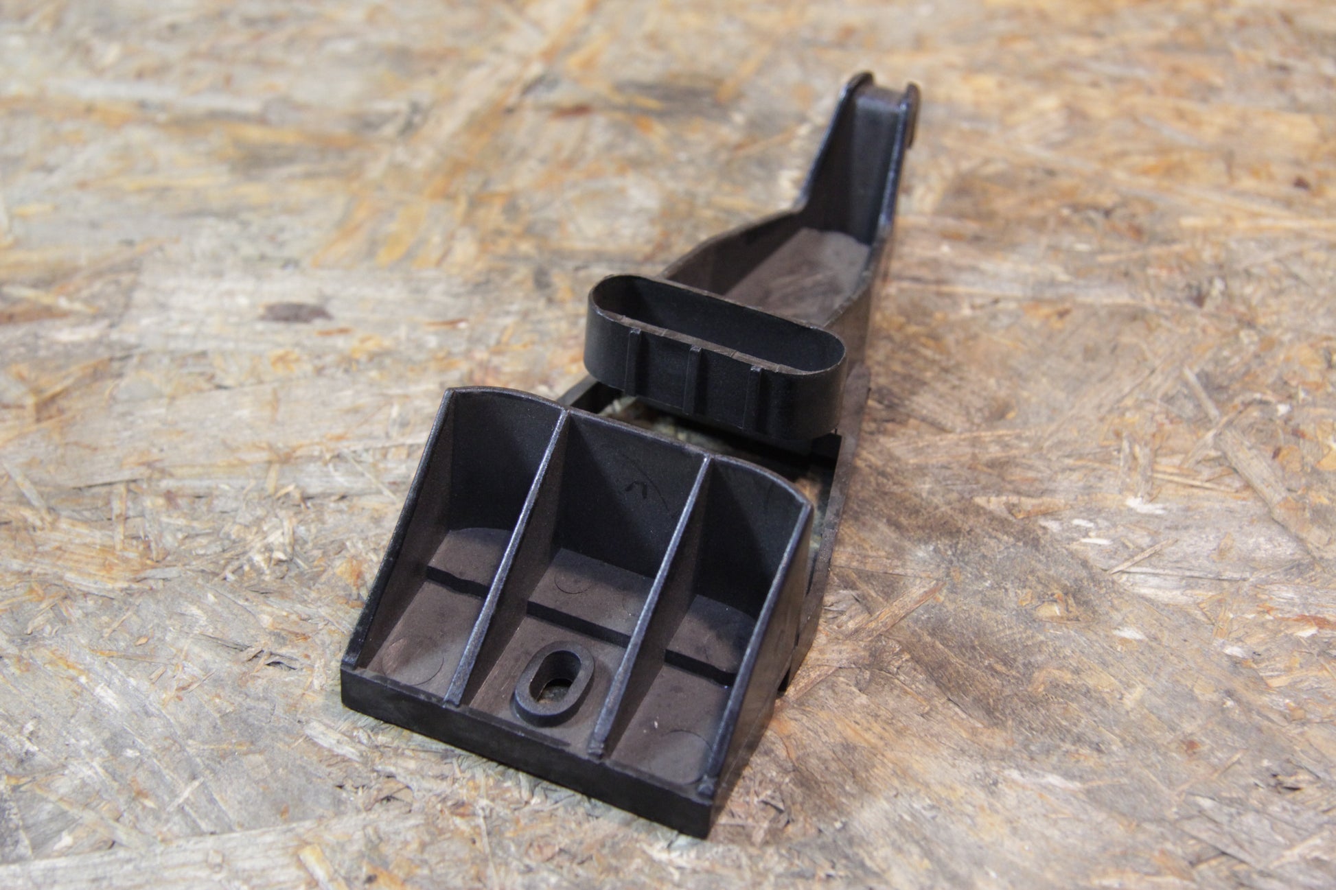 Original GM Opel DISTANZSTUECK 90339989 Omega A