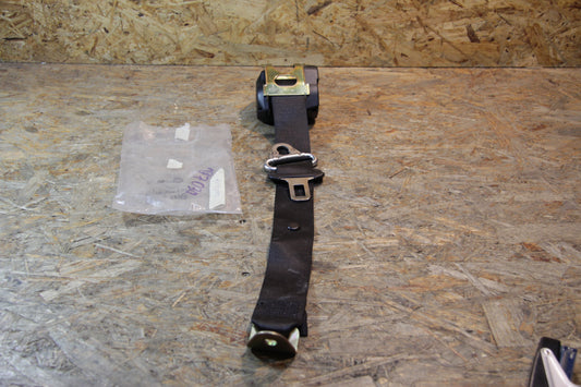 Original GM Opel Sicherheitsgurt hinten 90320433 Corsa A